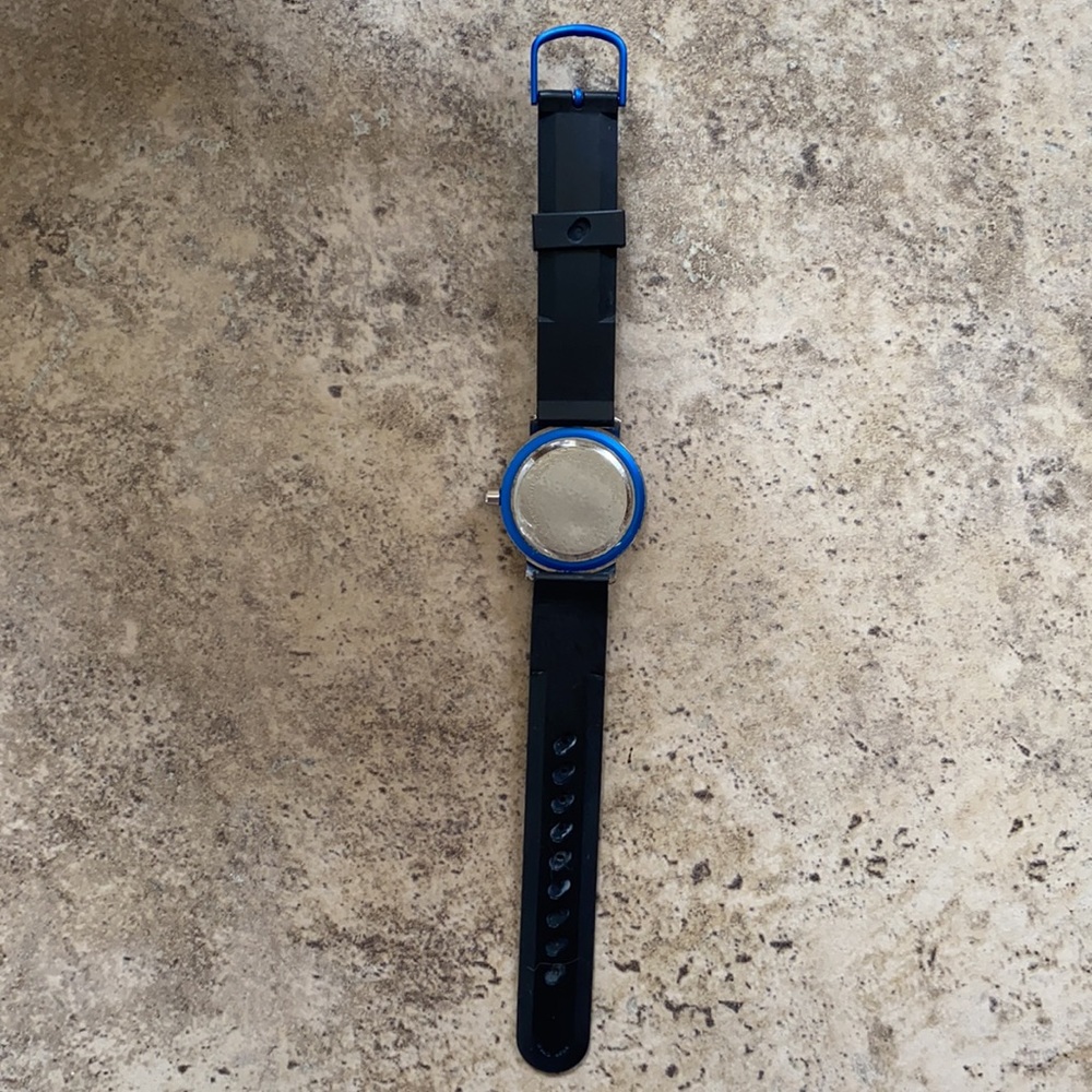 🍎 Apple Mac OS Japan watch quartz stainless steel - Picture 6 of 6